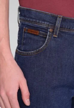 Wrangler TEXAS STRETCH - Jeans Straight Leg - Darkstone 9 Wrangler TEXAS STRETCH - Jeans Straight Leg - Darkstone -Deutschland Wrangler Verkaufs-Shop 031319da017d403c97a6db7b570e9405
