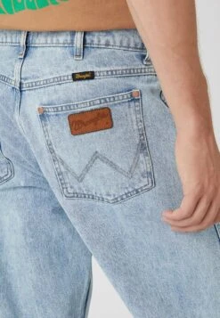 Wrangler REDDING - Jeans Relaxed Fit - Ripped Light Wash 10 Wrangler REDDING - Jeans Relaxed Fit - Ripped Light Wash -Deutschland Wrangler Verkaufs-Shop 1f17b83220bf493bbb037c76c1868859