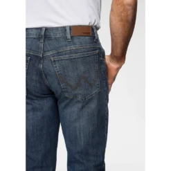 Wrangler Straight-Jeans »Authentic Straight« 10 Wrangler Straight-Jeans »Authentic Straight« -Deutschland Wrangler Verkaufs-Shop 2027c8a29941a06d7dd88e59b0ebc5ed