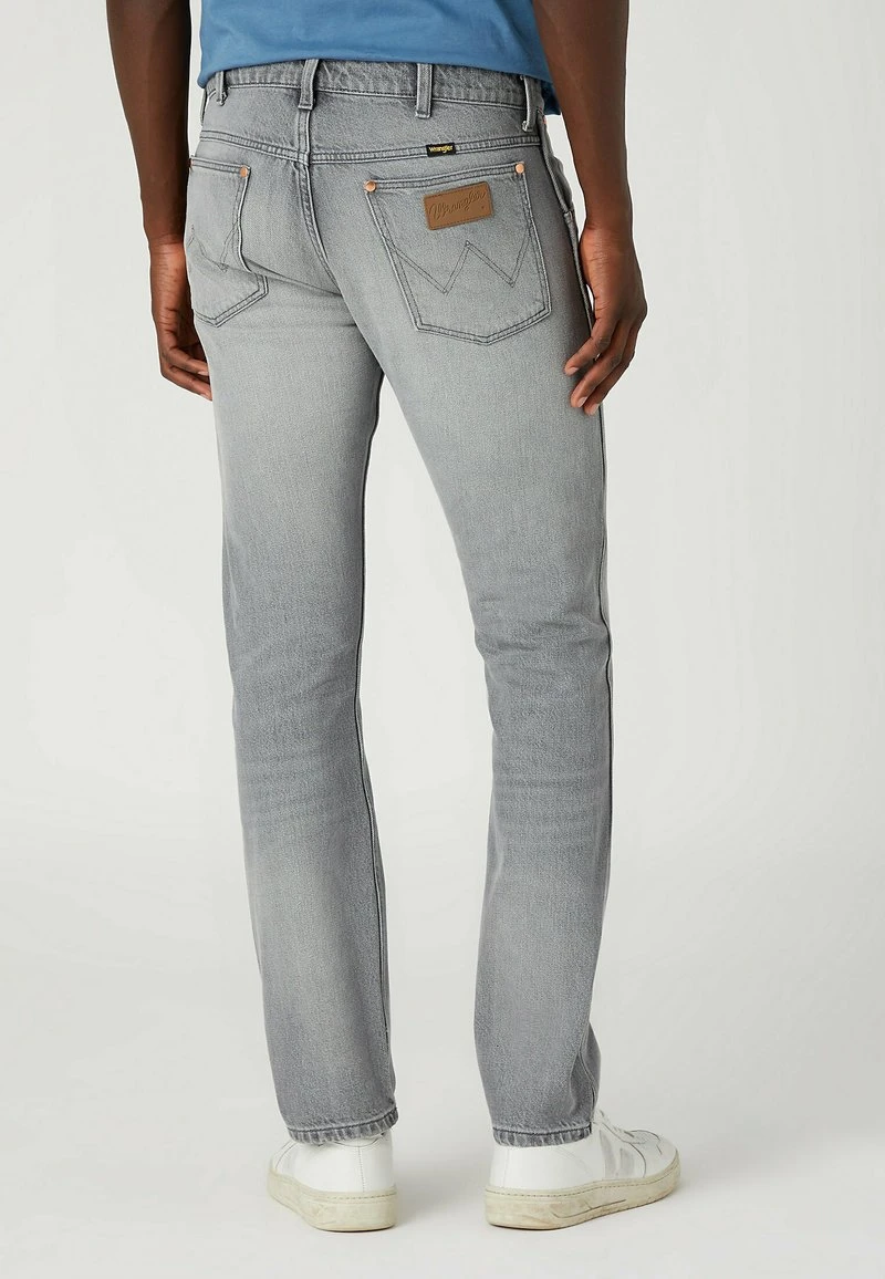 Wrangler Jeans Straight Leg - Silver Lining 3 Wrangler Jeans Straight Leg - Silver Lining – Bild 3