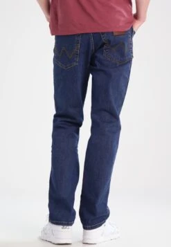 Wrangler TEXAS STRETCH - Jeans Straight Leg - Darkstone 8 Wrangler TEXAS STRETCH - Jeans Straight Leg - Darkstone -Deutschland Wrangler Verkaufs-Shop 2eb7be56fe594986b1237027f7f2cf08