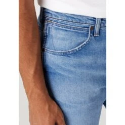 Wrangler Gerade Jeans »River« 6 Wrangler Gerade Jeans »River« -Deutschland Wrangler Verkaufs-Shop 378ad3d0465072e16f1605f732dd174c