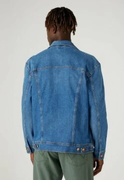 Wrangler ANTI FIT - Jeansjacke - Blue Eyes Blue -Deutschland Wrangler Verkaufs-Shop 3bd312b199e748b69c52d7d1b0db026a