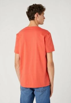 Wrangler LOGO TEE - T-Shirt Basic - Light Red -Deutschland Wrangler Verkaufs-Shop 49fcc457a63e46cea9dca6b1a6496d9a