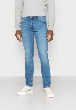 Wrangler LARSTON - Jeans Slim Fit - Light Blue Denim