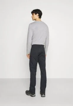 Wrangler ALL TERRAIN GEAR UTILITY PANT - Cargohose - Caviar 8 Wrangler ALL TERRAIN GEAR UTILITY PANT - Cargohose - Caviar -Deutschland Wrangler Verkaufs-Shop 54c512326ac147e5b1a8b5f090c045e4