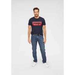 Wrangler Straight-Jeans »Authentic Straight« 11 Wrangler Straight-Jeans »Authentic Straight« -Deutschland Wrangler Verkaufs-Shop 5ab1b9269baa28a18565dc21e79222a6