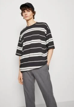 Wrangler VINTAGE TEE - T-Shirt Print - Phantom -Deutschland Wrangler Verkaufs-Shop 633bd5f5b8c0472c8dc353af9a6a9e1d