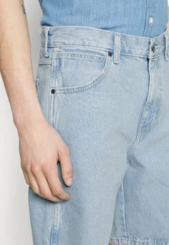 Wrangler FRONTIER SHORT - Jeans Shorts - Ice -Deutschland Wrangler Verkaufs-Shop 6eb88f15aa0d4664abca24932d48c8a2