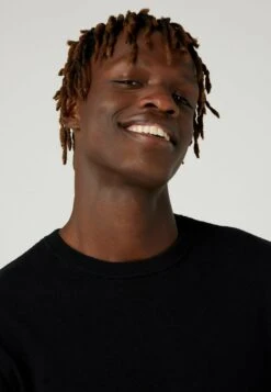 Wrangler CREWNECK - Strickpullover - Black -Deutschland Wrangler Verkaufs-Shop 6ed99e368fa943bd9ff89bd52d2dac1f