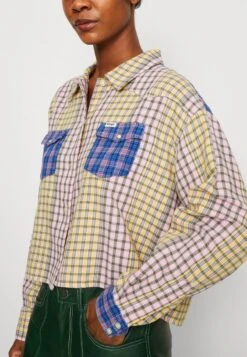 Wrangler PATCH BOXY WORK SHIRT - Hemdbluse - Fuchsia Rose 11 Wrangler PATCH BOXY WORK SHIRT - Hemdbluse - Fuchsia Rose -Deutschland Wrangler Verkaufs-Shop 73c82768b3e74800b3f964f959e267e1