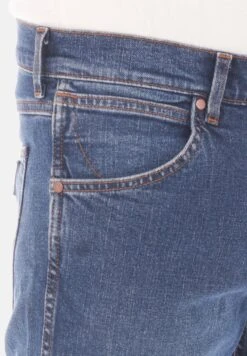 Wrangler GREENSBORO - Jeans Straight Leg - Basement Blue (w15qhn32c) -Deutschland Wrangler Verkaufs-Shop 783e04bf78dd44e387b6f585afc62869