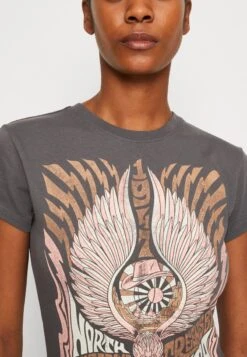 Wrangler SHRUNKEN BAND TEE - T-Shirt Print - Magnet 11 Wrangler SHRUNKEN BAND TEE - T-Shirt Print - Magnet -Deutschland Wrangler Verkaufs-Shop 79278590a4934aa0987d14f77adb8db3