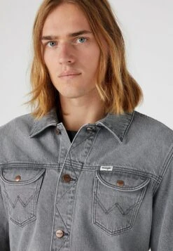 Wrangler Jeansjacke - Bright Side 9 Wrangler Jeansjacke - Bright Side -Deutschland Wrangler Verkaufs-Shop 86c8c41e27c94c32b08f9c5918b6d6f8