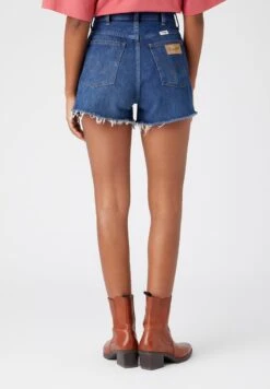 Wrangler FESTIVAL - Jeans Shorts - Blue Horizons -Deutschland Wrangler Verkaufs-Shop 88c0b364730f4e6c8e19fd148cc0dad5