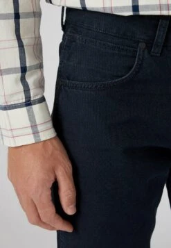 Wrangler SBORO - Stoffhose - Dark Navy 9 Wrangler SBORO - Stoffhose - Dark Navy -Deutschland Wrangler Verkaufs-Shop 9033d194df844250acbc403767ebccda