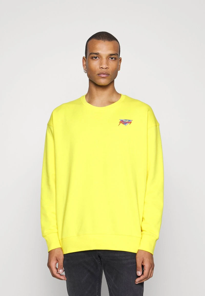 Wrangler OVERSIZED CREW UNISEX - Sweatshirt - Empire Yellow 1 Wrangler OVERSIZED CREW UNISEX - Sweatshirt - Empire Yellow