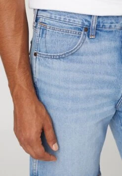 Wrangler FRONTIER SHORT - Jeans Shorts - Eightball -Deutschland Wrangler Verkaufs-Shop ade94adbeeb04f40bd83eb3374705343