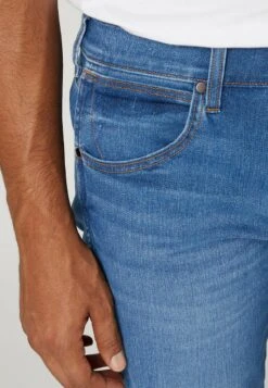 Wrangler COLTON - Jeans Shorts - Blue Vortex -Deutschland Wrangler Verkaufs-Shop ae33a3ed3e75454cb8b16f007e049034