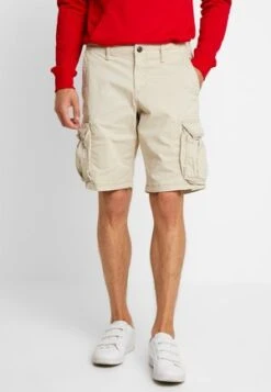 Wrangler CASEY CARGO SHORT - Shorts - Tea Leaf -Deutschland Wrangler Verkaufs-Shop b7b0f6ad0c504fdaabde4eaa39e171fa