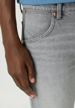 Wrangler Jeans Straight Leg - Silver Lining 9 Wrangler Jeans Straight Leg - Silver Lining -Deutschland Wrangler Verkaufs-Shop bbc95a03971c4628aa3745fcfc66744d