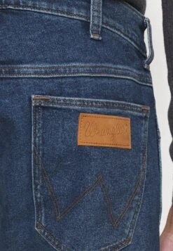 Wrangler BRYSON - Jeans Skinny Fit - Blue Denim -Deutschland Wrangler Verkaufs-Shop bd87532f69f849e1a6e709502c5b4691