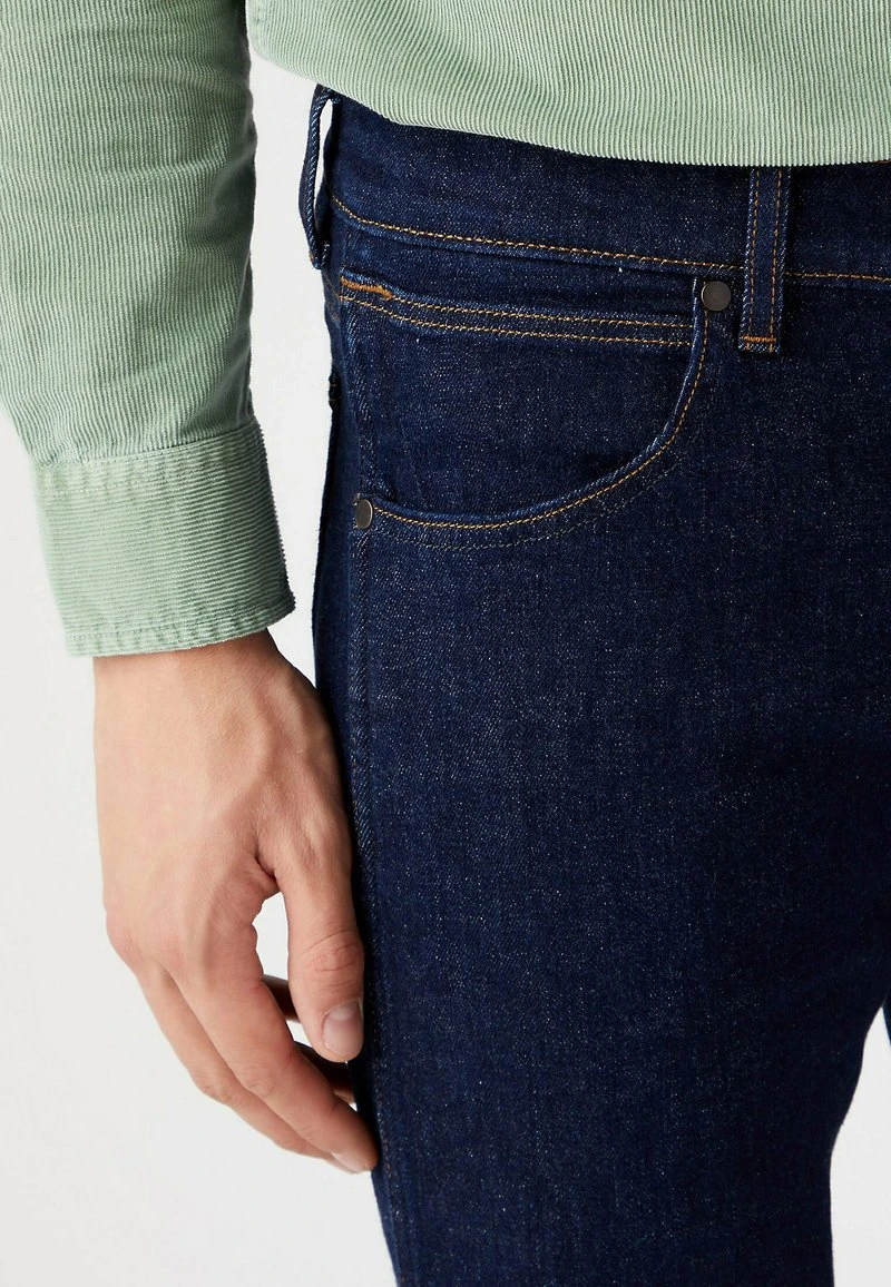 Wrangler LARSTON - Jeans Slim Fit - Day Drifter 5 Wrangler LARSTON - Jeans Slim Fit - Day Drifter – Bild 5