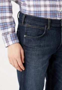 Wrangler Jeans Straight Leg - Electric Rodeo 10 Wrangler Jeans Straight Leg - Electric Rodeo -Deutschland Wrangler Verkaufs-Shop d16b8d96949c4260b808aa8fd1fa92de