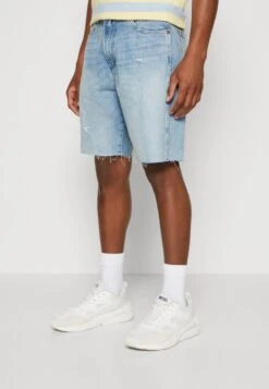 Wrangler FRONTIER SHORT - Jeans Shorts - Sunfade