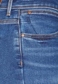 Wrangler HIGH RISE SKINNY - Jeans Skinny Fit - Camellia -Deutschland Wrangler Verkaufs-Shop e1f897caa24446dcbc5f0a6ebb383362