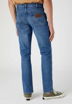 Wrangler LARSTON - Jeans Straight Leg - Smoke Sea 8 Wrangler LARSTON - Jeans Straight Leg - Smoke Sea -Deutschland Wrangler Verkaufs-Shop e3290892101749008a697b008a517aa4