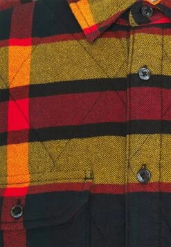 Wrangler LS PADDED OVERSHIRT - Leichte Jacke - Flame Red 8 Wrangler LS PADDED OVERSHIRT - Leichte Jacke - Flame Red -Deutschland Wrangler Verkaufs-Shop e61320ccea9c4bcf8dd21aa5a288dc0d