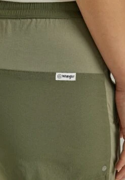 Wrangler HIKE/WATER - Shorts - Deep Depths -Deutschland Wrangler Verkaufs-Shop fe7ab0724ed144daa6f8d6af54758961